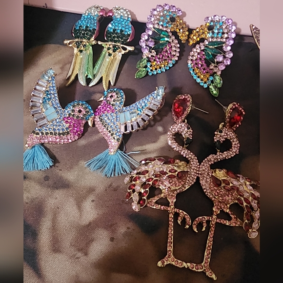 Beautiful Bird Earrings Bundle - Picture 4 of 5